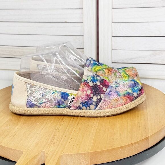 TOMS Multicolor Crochet Espadrilles Flats Slip On Shoes Size 6.5 - Picture 2 of 11
